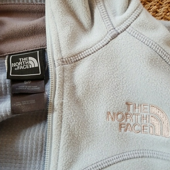 North Face Softshell Jacket - Picture 2 of 3